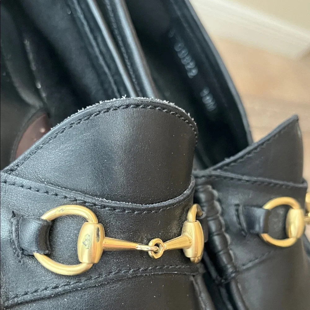 Gucci Black Leather Women's Horsebit Loafers with Gold Hardware - Picture 9 of 14